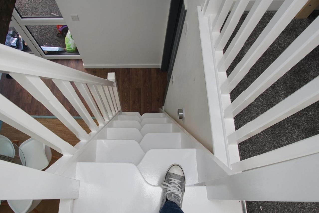 Loft Style Apartment For 4, 1 Broadhurst Court, Close To Town, Station & Hospital Стокпорт Екстер'єр фото