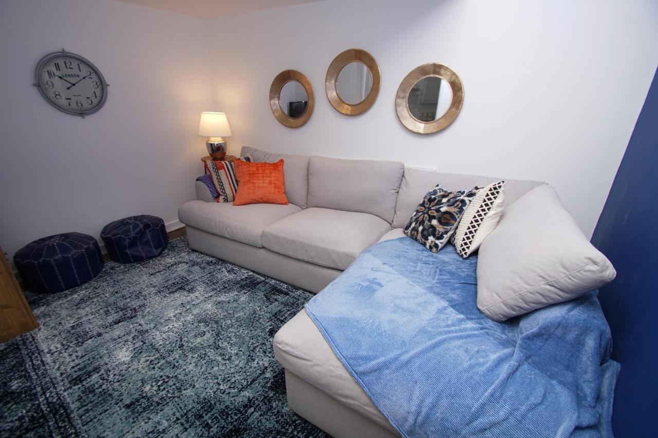 Loft Style Apartment For 4, 1 Broadhurst Court, Close To Town, Station & Hospital Стокпорт Екстер'єр фото